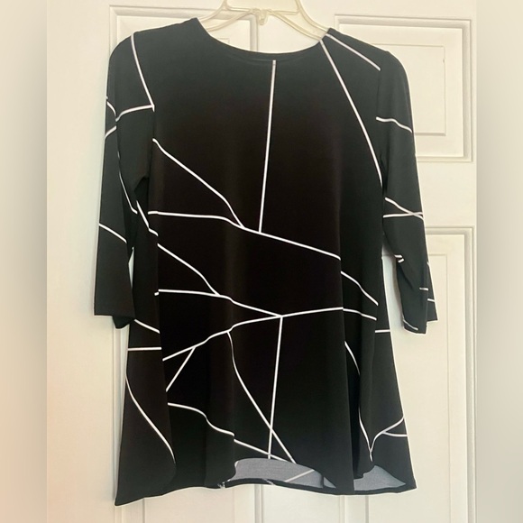 Alfani Black and White Patterned Tunic - Picture 1 of 2